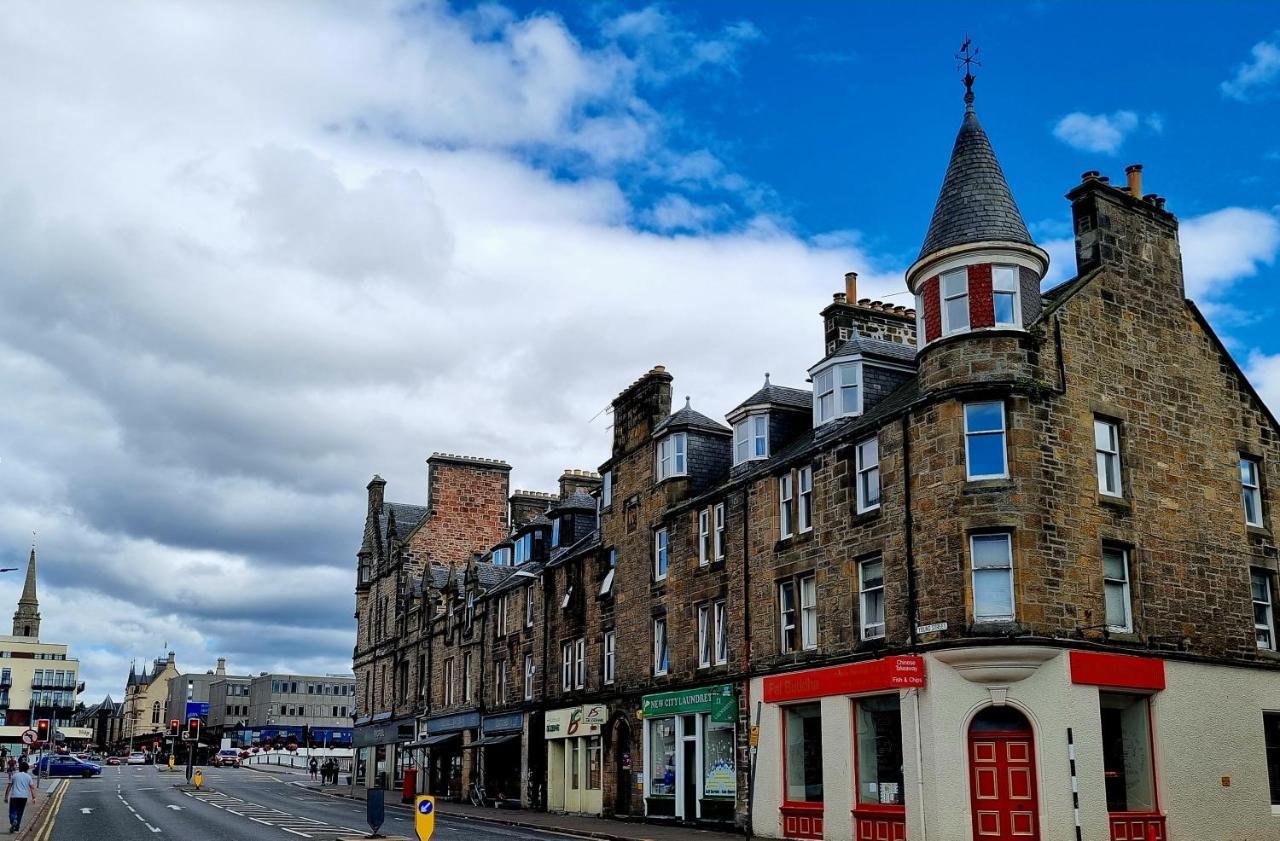 Highland Historical Home In Inverness City Centre מראה חיצוני תמונה